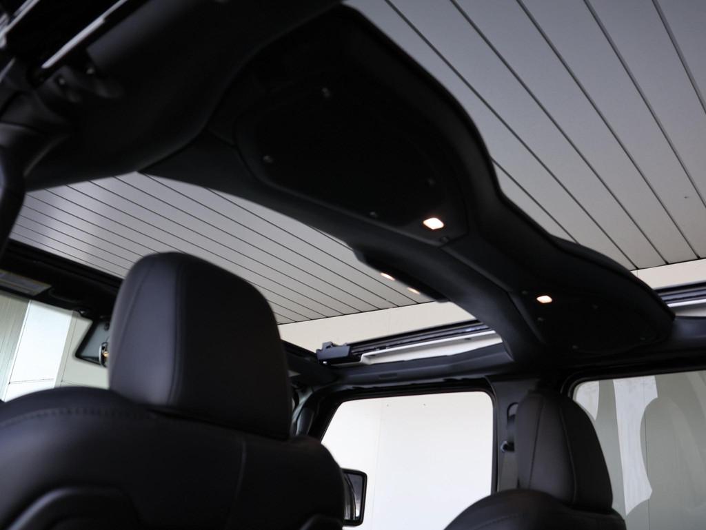 Jeep Wrangler 392 Rubicon Final Edition | VAN | 2024 Model |, Auto's, Jeep, Automaat, 450 kg, 2418 kg, Zwart