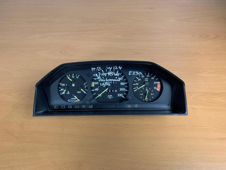 kilometerteller mercedes W124 E230 1984 tot 1996 1245427706, Auto-onderdelen, Dashboard en Schakelaars, Mercedes-Benz, Gebruikt
