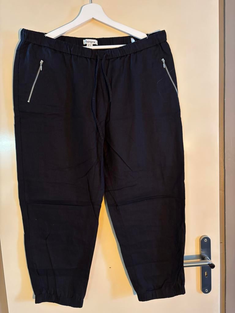 Geheel nieuwe zwarte linnen broek van Bonprix in maat 46, Kleding | Dames, Grote Maten, Ophalen of Verzenden, Nieuw, Zwart, Broek of Spijkerbroek