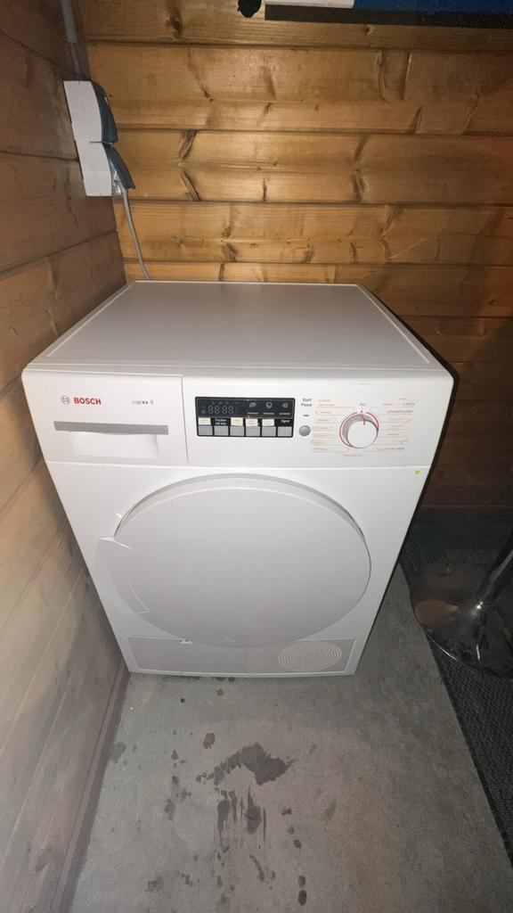 Bosch droger, Witgoed en Apparatuur, Ophalen, Zo goed als nieuw, Condens, 85 tot 90 cm