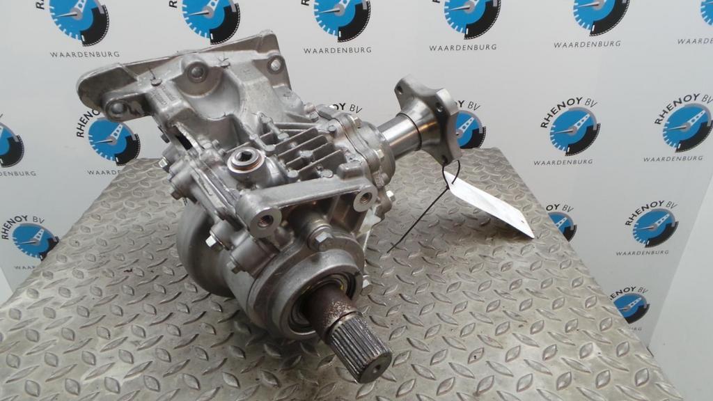 DACIA DUSTER TUSSENBAK 2015, Auto-onderdelen, Overige Auto-onderdelen, Gebruikt, ARN erkend, Stiba lid, Erkend duurzaam, Ophalen of Verzenden