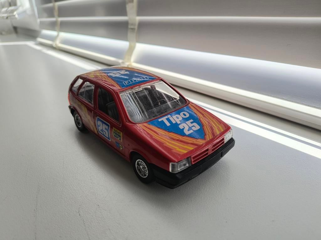Fiat Tipo 1:24 Bburago modelauto, Hobby en Vrije tijd, Modelauto's | 1:24, Ophalen of Verzenden, Zo goed als nieuw, Bburago