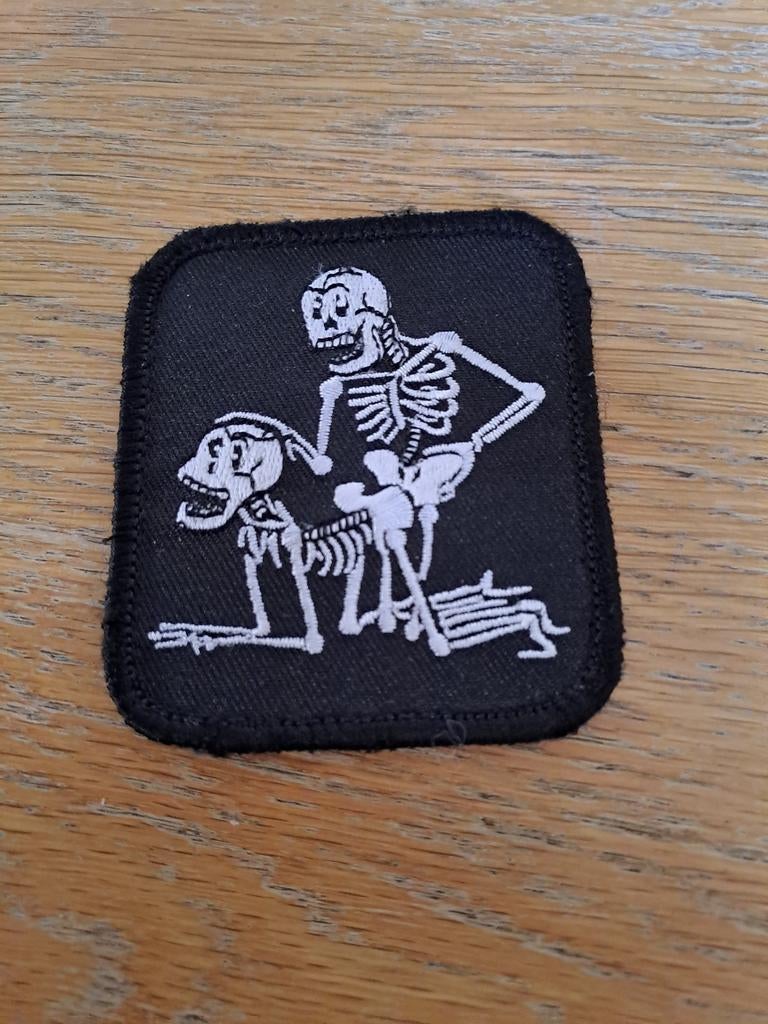 Unieke Skeletten Patch - Iron-on Applicatie, Hobby en Vrije tijd, Onbekend, Ophalen of Verzenden, Zo goed als nieuw, Onbekend