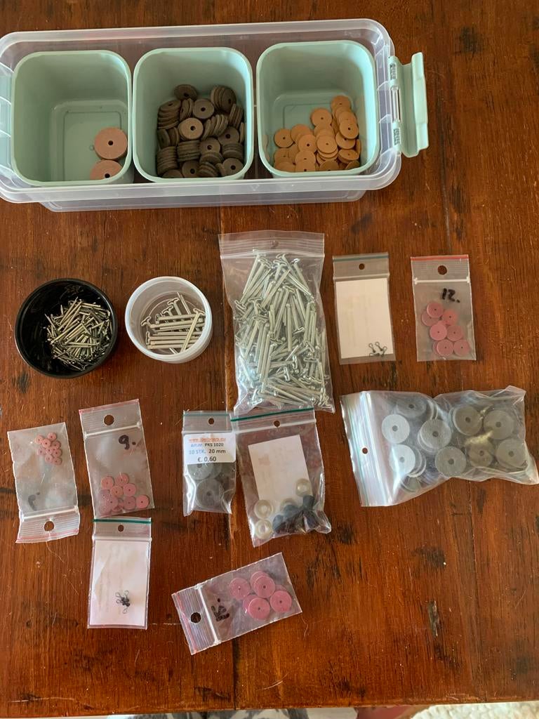 Onderdelen voor het maken van teddyberen, Hobby en Vrije tijd, Knutselen, Ophalen, Gebruikt, Dieren, Meerkleurig