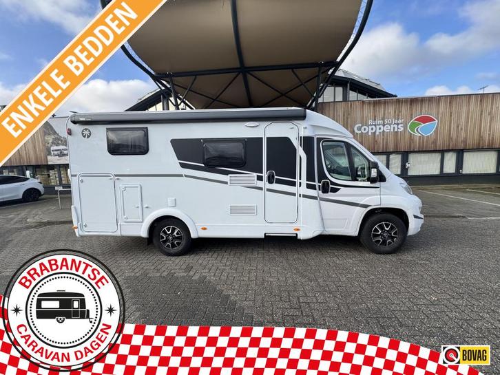 Sunlight V66 Adventure 2023 / 165PK / TREKHAAK / 13.100KM!!, Caravans en Kamperen, Campers, Bedrijf, tot en met 2, Half-integraal