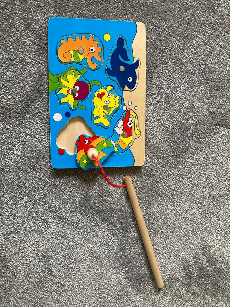 Houten magneetvis puzzel met vrolijke zeedieren, 2 tot 4 jaar, Gebruikt, Ophalen of Verzenden, Van hout