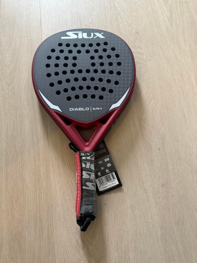 Siux diablo elite 4, Sport en Fitness, Padel, Ophalen of Verzenden, Zo goed als nieuw