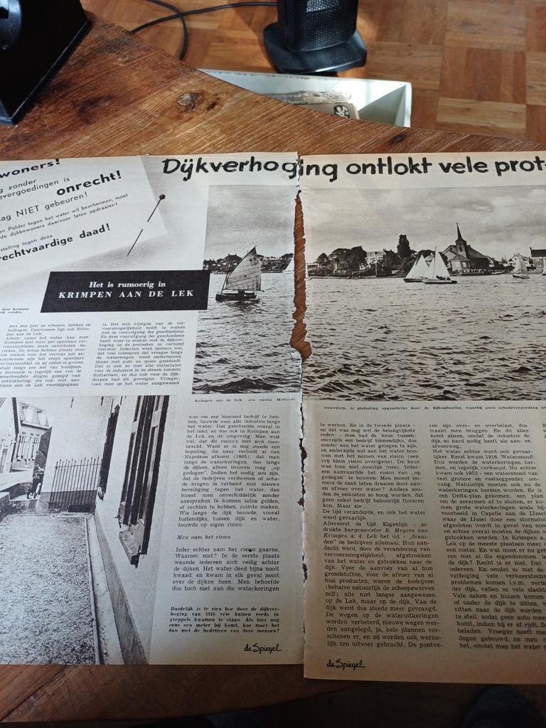 Artikel over dijkverhoging Krimpen aan de Lek 1955, Verzamelen, Ophalen of Verzenden, 1940 tot 1960, Knipsel(s)