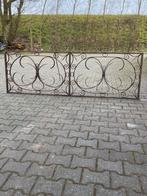 smeedijzeren geklonken hekje brocante, Tuin en Terras, Tuinhekken en Hekwerk, Ophalen, Gebruikt, IJzer, Sierhekwerk
