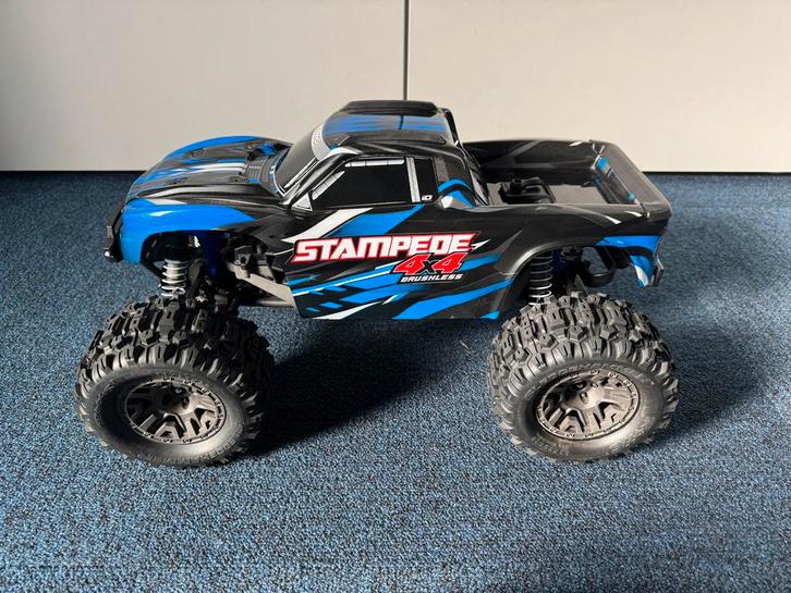 Traxxas Stampede 4x4 Bl2s, Hobby en Vrije tijd, Modelbouw | Radiografisch | Auto's, Zo goed als nieuw, Auto offroad, Ophalen of Verzenden