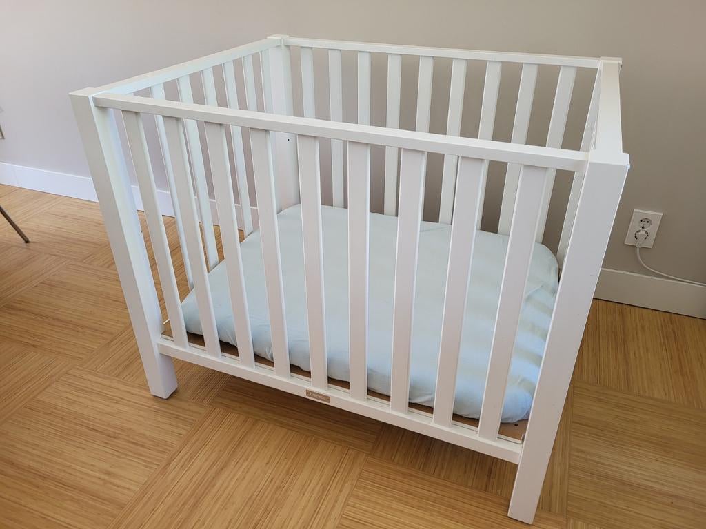 Bopita Box (Brent) wit + boxmatras, Kinderen en Baby's, Boxen, Ophalen, Gebruikt, Rechthoekig, In hoogte verstelbaar