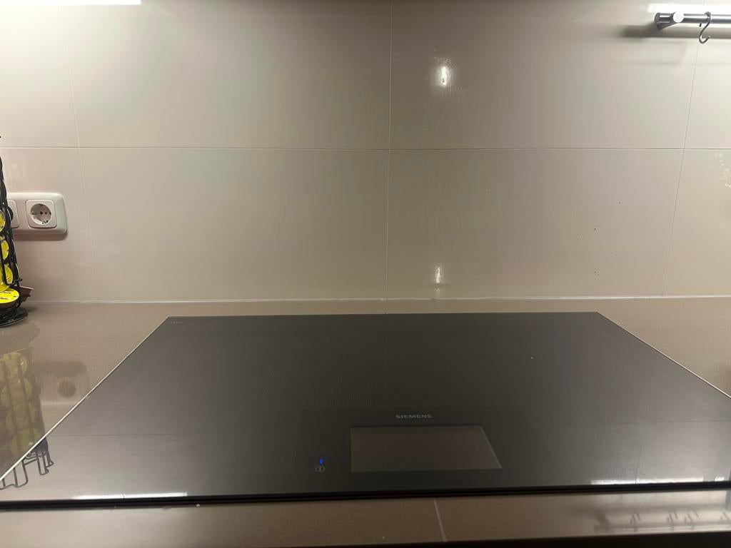 Siemens (Gaggenau) full surface inductie kookplaat EH875KU11, Zo goed als nieuw, Inbouw, Inductie, 4 kookzones