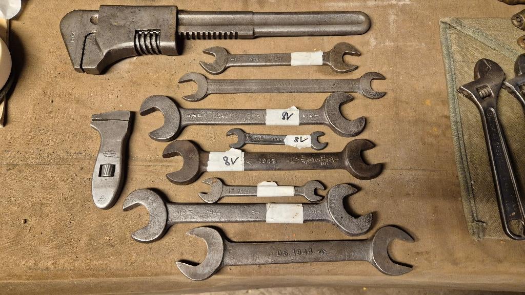 WW2 dated British tools, Verzamelen, Verzenden, Landmacht, Engeland, Overige typen