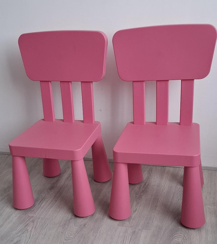 Ikea Mammut kinderstoel roze, Kinderen en Baby's, Kinderkamer | Tafels en Stoelen, Ophalen, Zo goed als nieuw, Stoel(en)