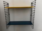 Vintage Tomado wandrek met 2 planken (geel en blauw), Ophalen of Verzenden, Zo goed als nieuw