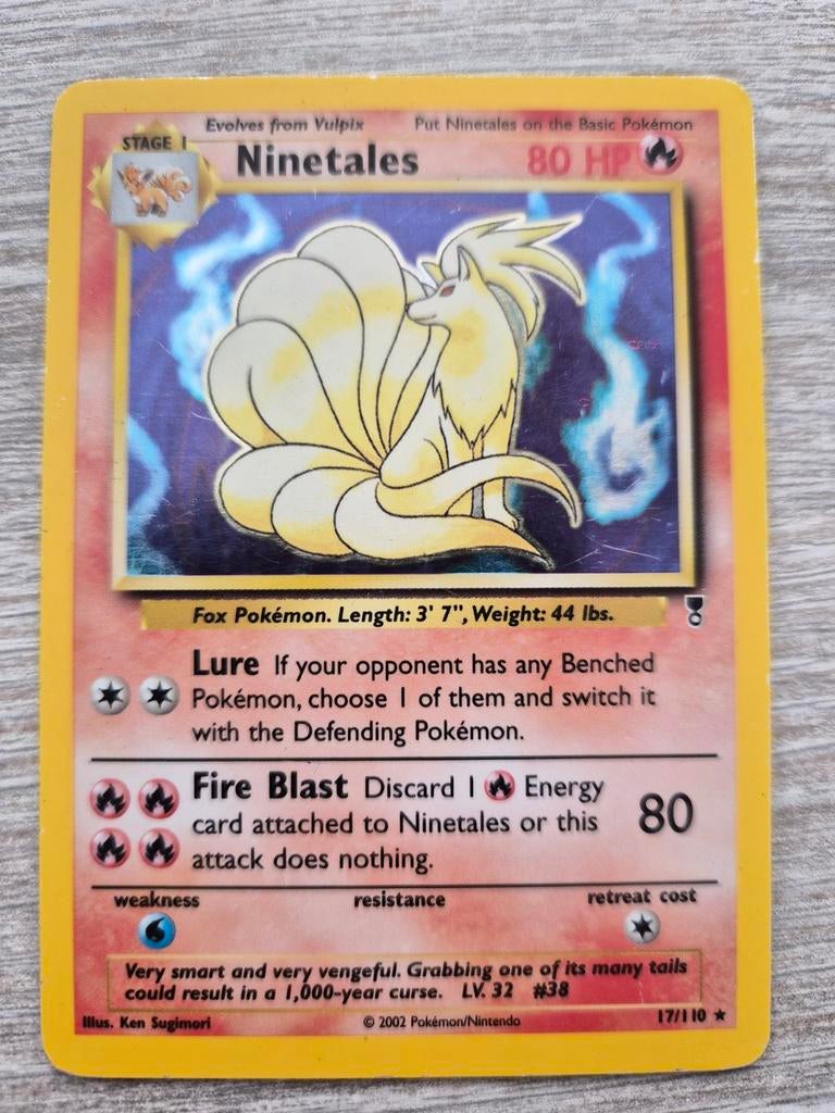 Ninetales holo legendary collection 17/110, Ophalen of Verzenden, Gebruikt, Losse kaart, Foil