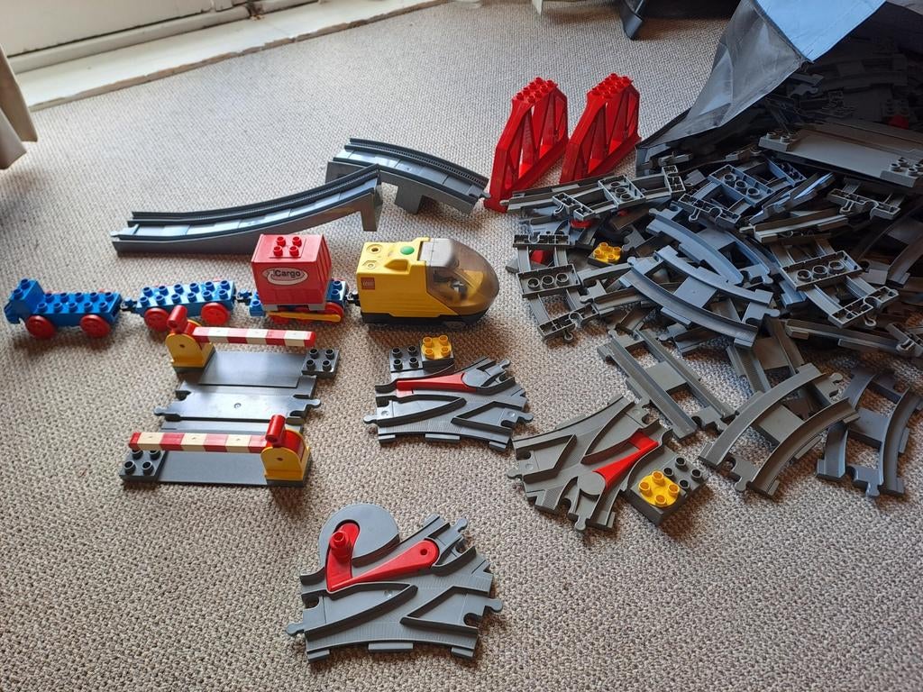 Duplo trein treinbaan met elektrische trein, Kinderen en Baby's, Speelgoed | Duplo en Lego, Ophalen, Gebruikt, Duplo, Inclusief accessoires