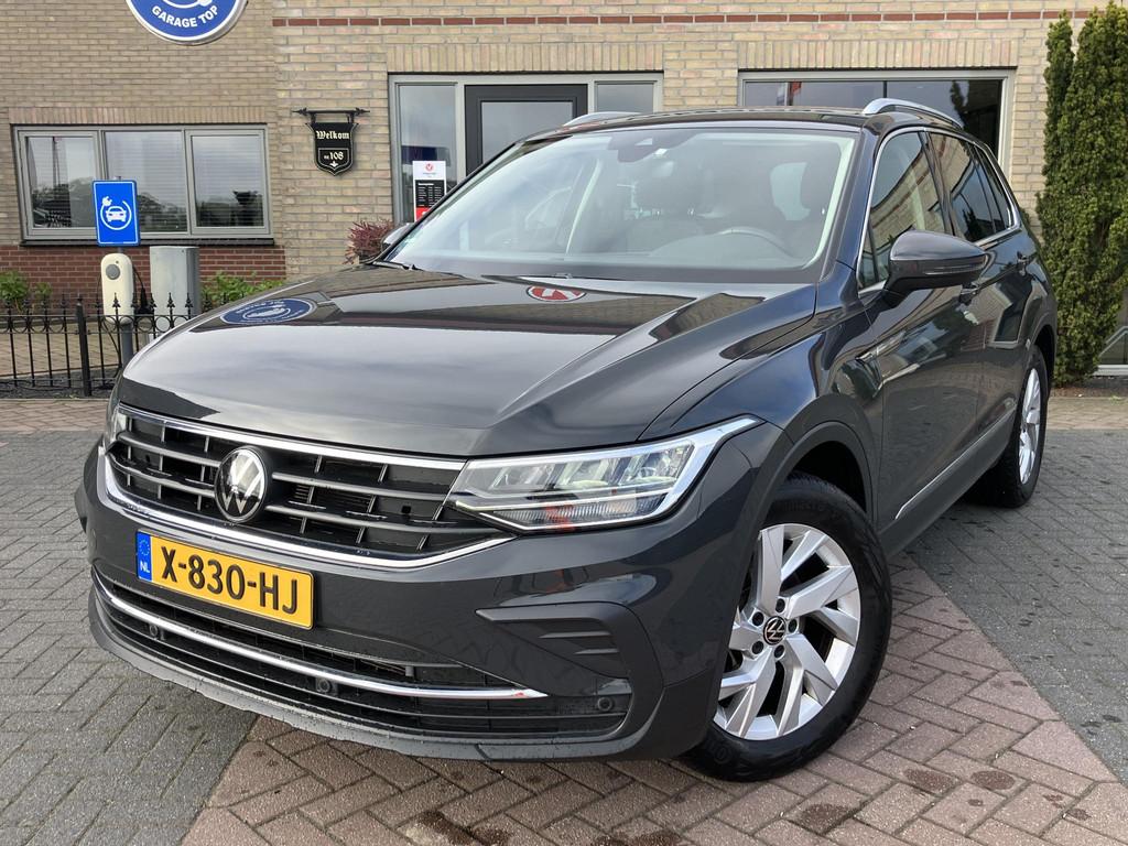Volkswagen Tiguan 1.5 TSI | Trekhaak | LED | 12 MND Garantie, Stof, 4 cilinders, 150 pk, 1446 kg