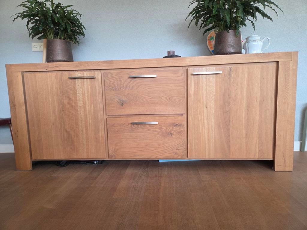 Mooie eikenhouten dressoir kast, Huis en Inrichting, Kasten | Dressoirs, Gebruikt, Eikenhout, Ophalen of Verzenden, 200 cm of meer