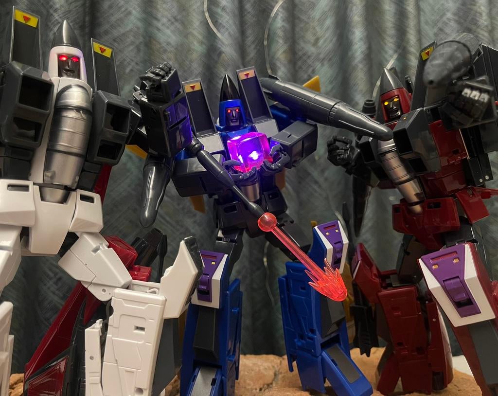 LED work for Transformers! (price update), Verzamelen, Transformers, Zo goed als nieuw, Overige generaties, Autobots, Ophalen