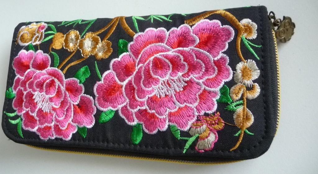 VINTAGE GEBORDUURDE PORTEMONNEE BEND FASHIONS ALS NIEUW, Sieraden, Tassen en Uiterlijk, Verzenden, Zo goed als nieuw, Overige kleuren