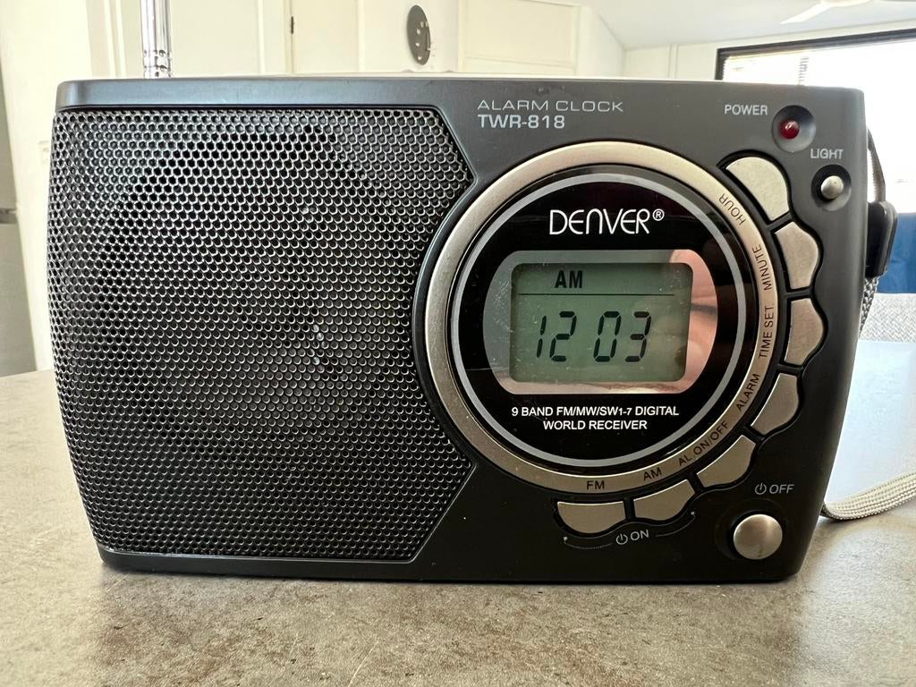 Denver TWR-818 wereld radio, Audio, Tv en Foto, Radio's, Ophalen of Verzenden, Zo goed als nieuw, Wereldontvanger