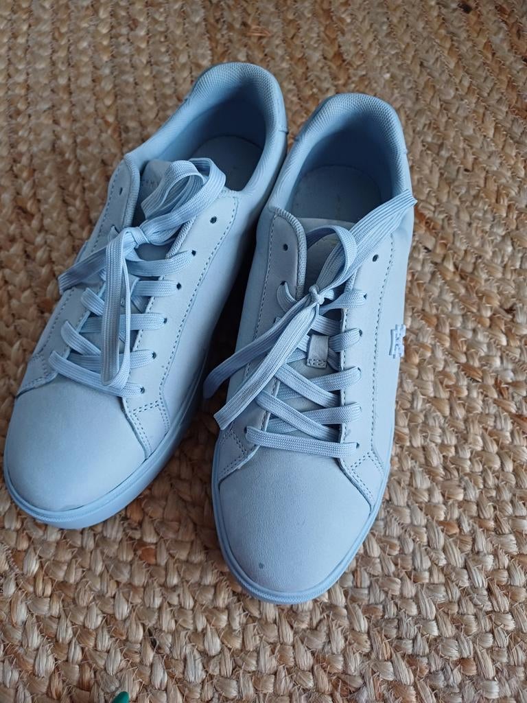 Sneakers Tommy Hilfiger 39, Ophalen of Verzenden, Zo goed als nieuw, Schoenen