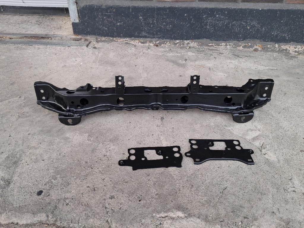 Bovenstuk voorfront Toyota Yaris 10-14 Uitvoering hatchback, Ophalen of Verzenden, Nieuw