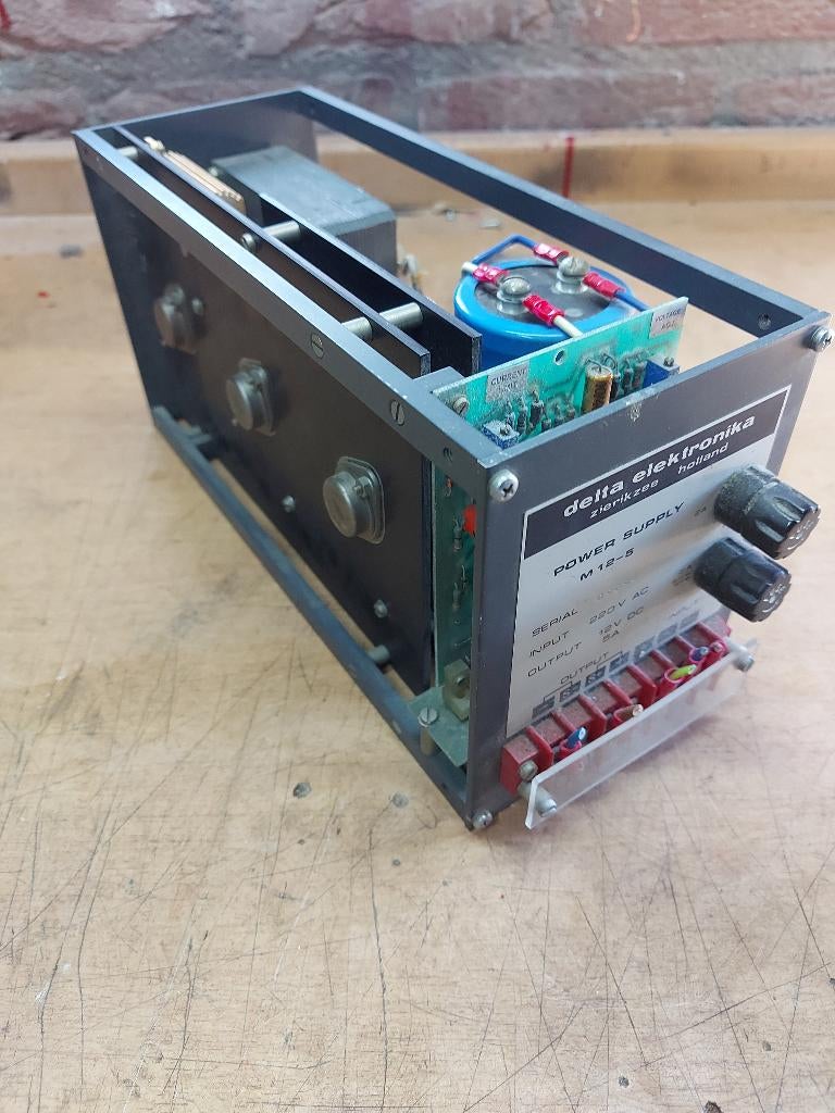 12 volt 5A voeding, Hobby en Vrije tijd, Ophalen, Gebruikt