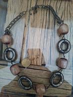 Opvallend collier grote stenen, Ophalen, Overige materialen, Ketting