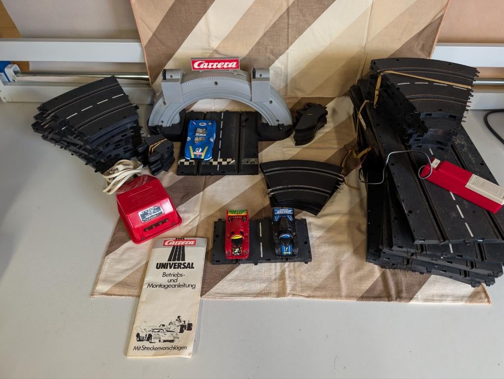 Ouderwetse Carrera racebaan met veel onderdelen, Zelf te bouwen, Carrera, Ophalen of Verzenden, Elektrisch