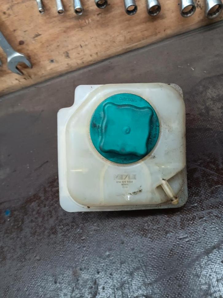 Volvo 850 s70 v70 expansie vat, Fietsen en Brommers, Brommeronderdelen | Oldtimers, Gebruikt, Overige merken, Blok, Ophalen