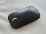 Microsoft Surface Mouse Bluetooth - Zo goed als nieuw, Muis, Ergonomisch, Ophalen of Verzenden, Zo goed als nieuw