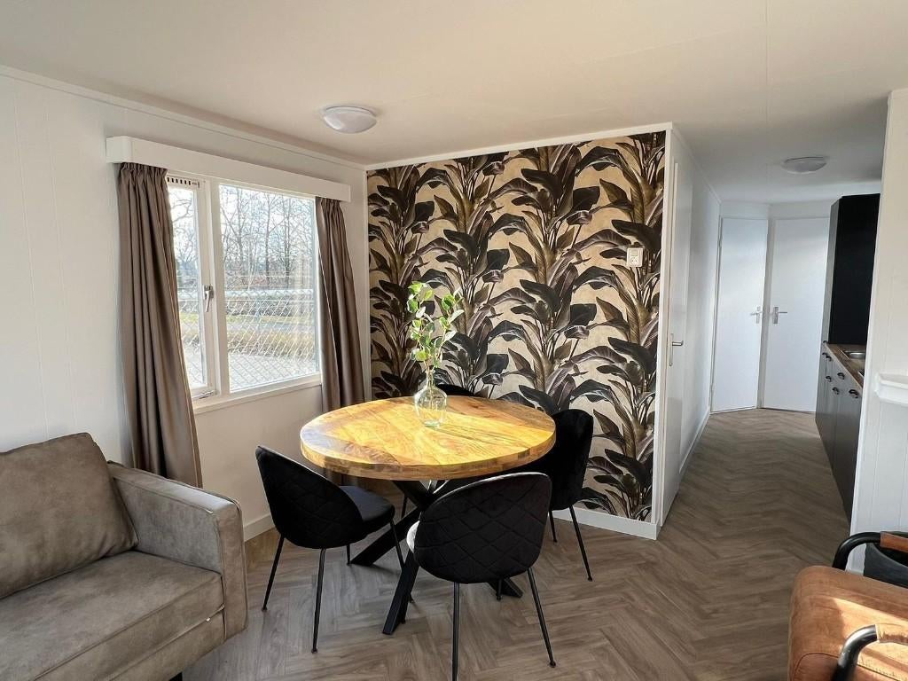 Direct beschikbaar! Gezellig en comfortabel chalet te huur., Huizen en Kamers, Direct bij eigenaar, 44 m², 4 kamers, Ledeacker