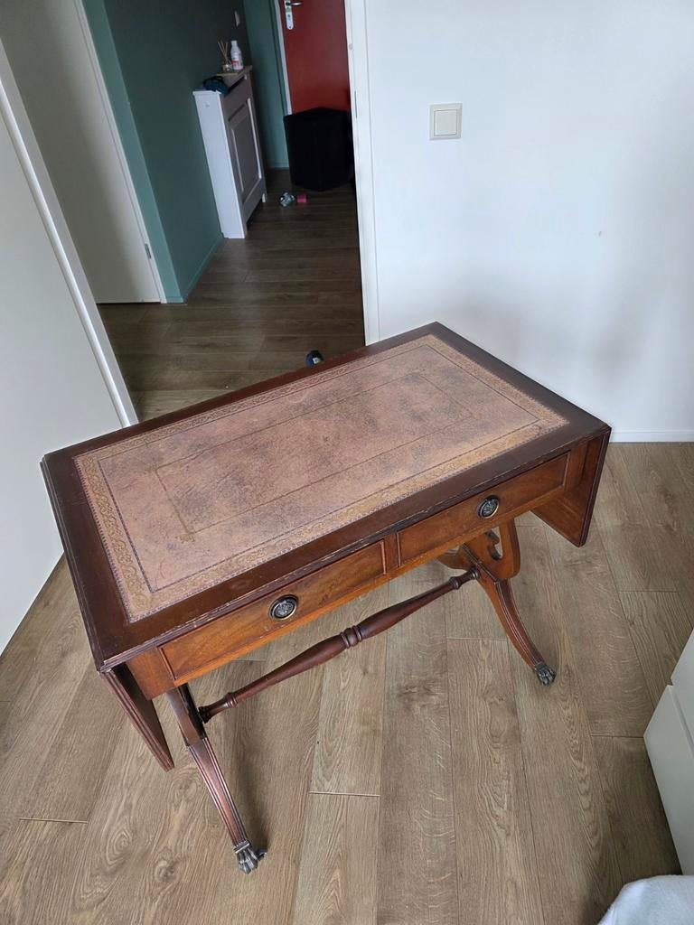 Antiek bureau/tafeltje met leer ingelegd blad, Antiek en Kunst, Antiek | Meubels | Tafels, Ophalen