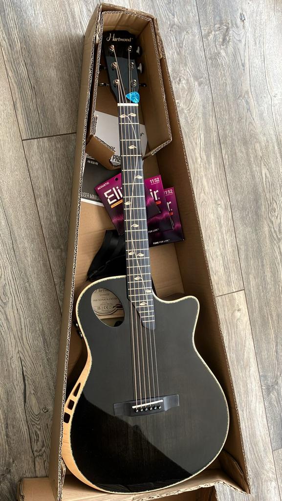 Hartwood Sonata-FX Thinline Elektro-akoestische Gitaar, Muziek en Instrumenten, Snaarinstrumenten | Gitaren | Akoestisch, Ophalen