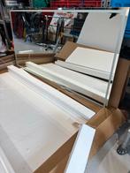 Nieuwe badkamerspiegel met verwarming en licht, Huis en Inrichting, Badkamer | Badkamermeubels, Ophalen, Nieuw, Minder dan 100 cm