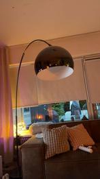 Mooie staande lamp grijs glas met lange boog, Huis en Inrichting, Lampen | Vloerlampen, Ophalen of Verzenden, Zo goed als nieuw