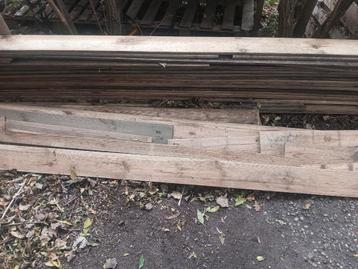 Tuinhout, planken beschikbaar voor biedingen