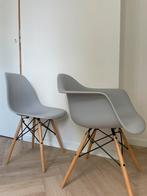 3 kuipstoelen, waarvan 1 met leuning, Ophalen, Kunststof, Gebruikt, Drie