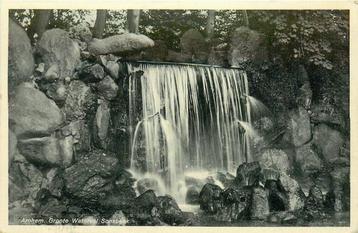 (388-470-031) Arnhem Groote Waterval Sonsbeek beschikbaar voor biedingen