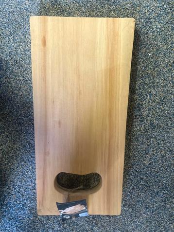 Houten serveerplank/snijplank - 42cm lang, 20-24cm breed beschikbaar voor biedingen