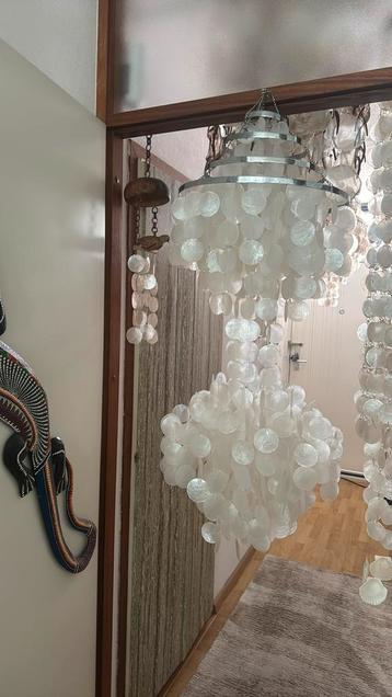 Schelpenlamp capiz vintage van jaren 60 beschikbaar voor biedingen