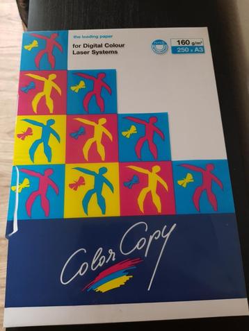 A 3 papier printpapier 2 pakken.  beschikbaar voor biedingen