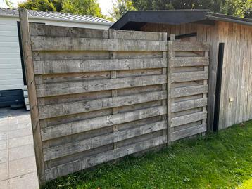 Houten Schutting - 10 Meter beschikbaar voor biedingen