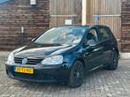 Volkswagen Golf 1.6 FSI 5D 2006 Zwart /Cruise/AC/ NIEUWE APK, Auto's, Voorwielaandrijving, 1195 kg, 4 cilinders, 620 kg