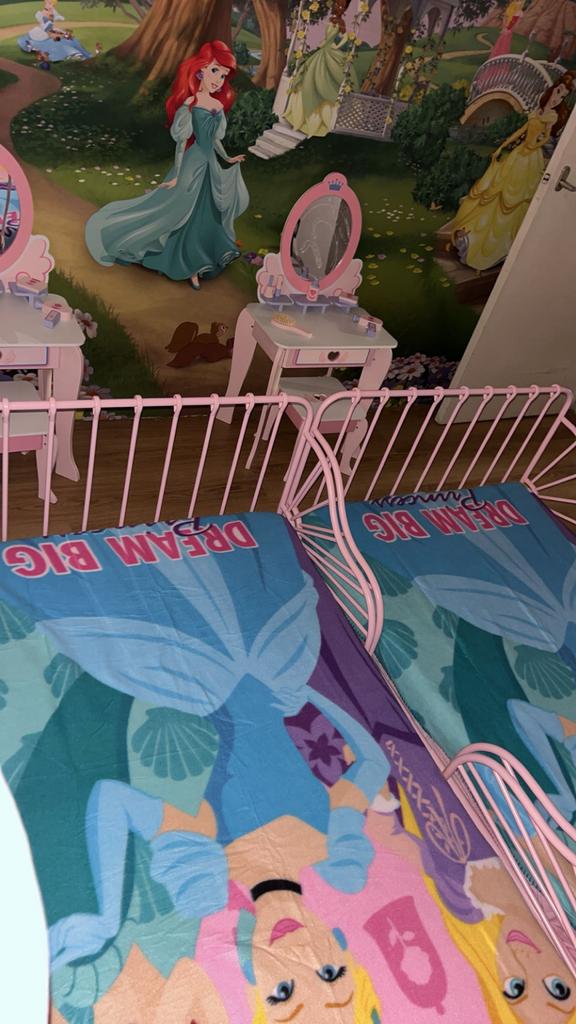 IKEA kinderbedje - prinsessen thema, Gebruikt, 70 tot 85 cm, Ophalen of Verzenden, Lattenbodem