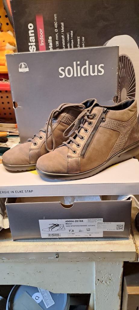 diverse enkelhoge  schoenen diverse kleuren in maat 40, Kleding | Dames, Schoenen, Gedragen, Wandelschoenen, Overige kleuren, Verzenden