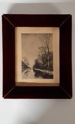 Antieke bordeau rood fluwelen lijst met winterlandschap., Ophalen of Verzenden