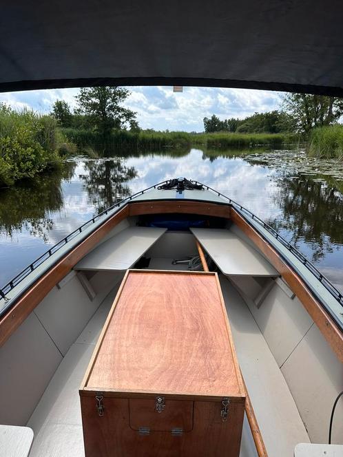 Goed onderhouden vlet, Watersport en Boten, Sloepen, Gebruikt, 10 tot 30 pk, 3 tot 6 meter, Binnenboordmotor, Diesel, Staal, Ophalen of Verzenden